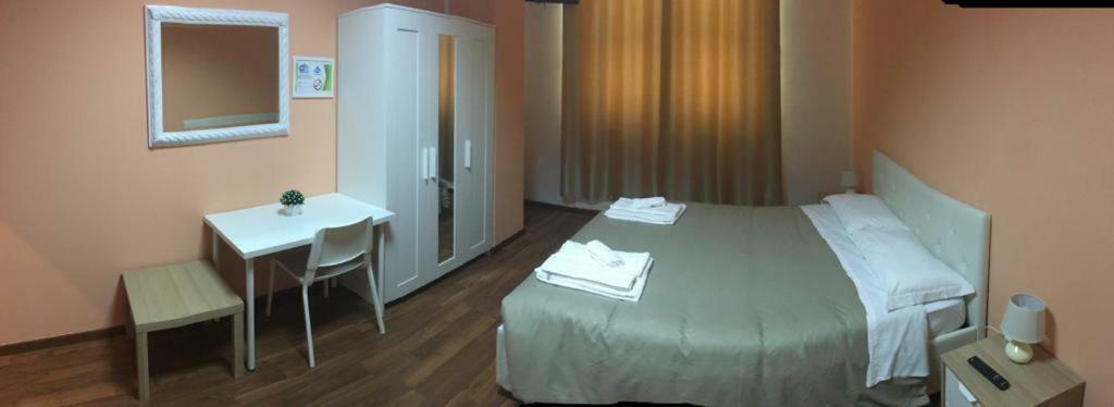 Hotel Piramide เรจโจเอมิเลีย ภายนอก รูปภาพ
