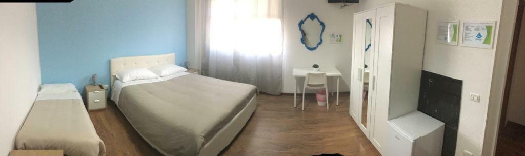 Hotel Piramide เรจโจเอมิเลีย ภายนอก รูปภาพ